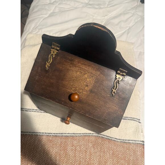 Wooden hanging box Treen Bible box storage - Picture 2 of 8